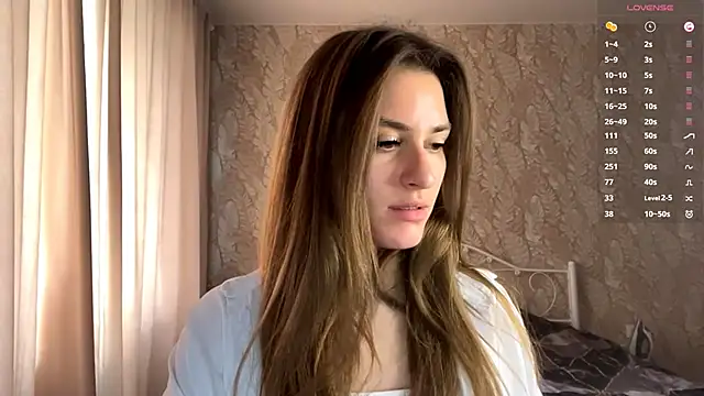 miainheat online show from October 11, 2025, 9:08 am