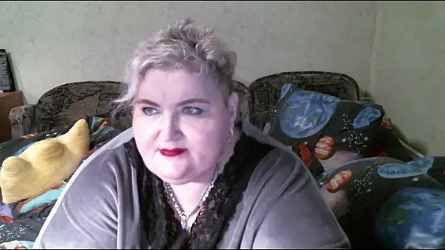 Snapshot of Lana555 chatting on February 24, 2025, 5:20 pm Lana555 online show from February 24, 2025, 5:20 pm
