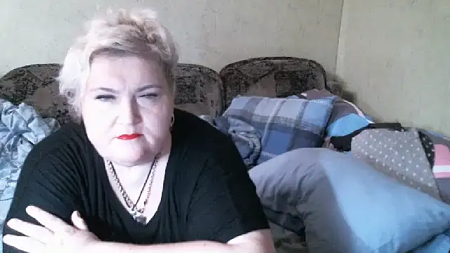 Snapshot of Lana555 chatting on September 9, 2025, 11:37 pm Lana555 online show from September 9, 2025, 11:37 pm