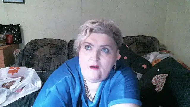 Snapshot of Lana555 chatting on November 10, 2025, 12:09 am Lana555 online show from November 10, 2025, 12:09 am