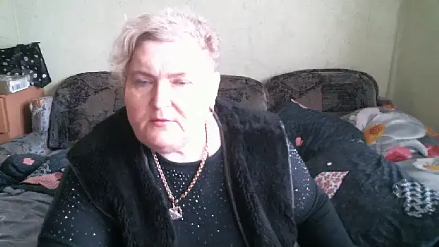 Snapshot of Lana555 chatting on November 13, 2025, 12:15 pm Lana555 online show from November 13, 2025, 12:15 pm