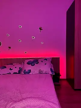 Mihadttraf online show from November 21, 2025, 10:41 pm