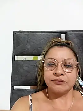 Snapshot of Asuna_yuuky chatting on September 18, 2025, 12:40 pm Asuna yuuky online show from September 18, 2025, 12:40 pm