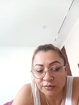 Snapshot of Asuna_yuuky chatting on October 15, 2025, 11:21 am Asuna yuuky online show from October 15, 2025, 11:21 am