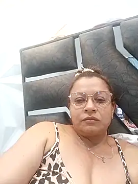 Snapshot of Asuna_yuuky chatting on October 27, 2025, 11:47 am Asuna yuuky online show from October 27, 2025, 11:47 am