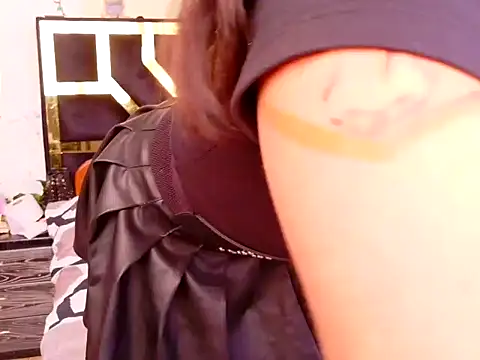 Snapshot of lucywhite13 chatting on October 14, 2025, 7:36 pm lucywhite13 online show from October 14, 2025, 7:36 pm