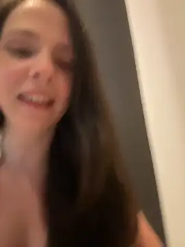 Lady LauraRose online show from November 26, 2025, 5:14 pm