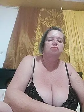 Snapshot of Miss-tetas chatting on September 23, 2025, 10:40 am Miss-tetas online show from September 23, 2025, 10:40 am
