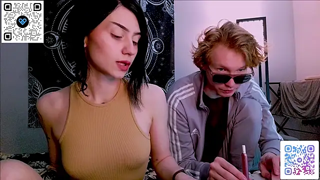 Snapshot of poisondevotion chatting on November 23, 2025, 10:59 am poisondevotion online show from November 23, 2025, 10:59 am