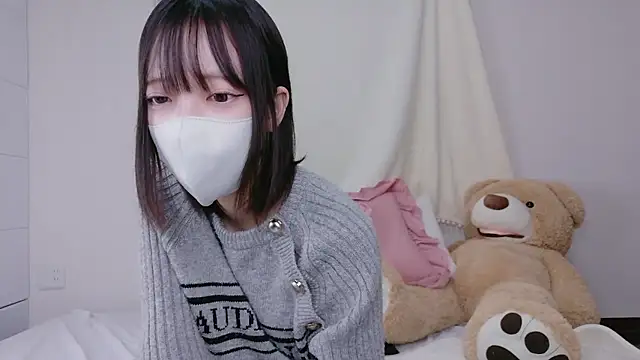 Azusa 128 online show from November 20, 2025, 8:03 am