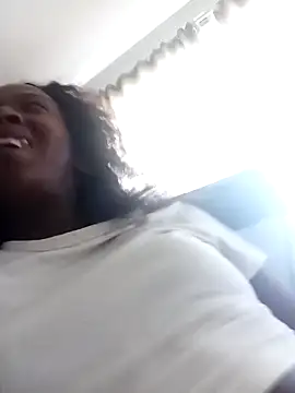 RFeltomWhitJ online show from October 16, 2025, 12:28 pm