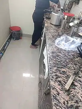 Pihu Chopra online show from November 11, 2025, 3:39 am