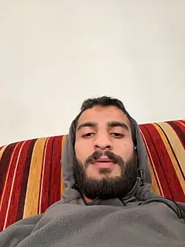 Ylcn11 online show from November 14, 2025, 10:36 am