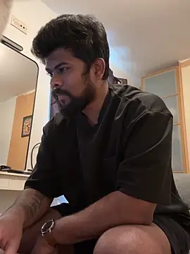 Snapshot of CrazyShashank chatting on October 3, 2025, 9:28 am CrazyShashank online show from October 3, 2025, 9:28 am