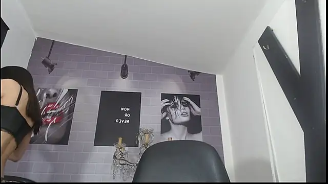 aleesha cameron02 online show from October 1, 2025, 7:09 pm