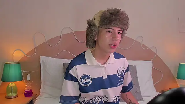 Enrrixxx  online show from November 25, 2025, 12:21 am