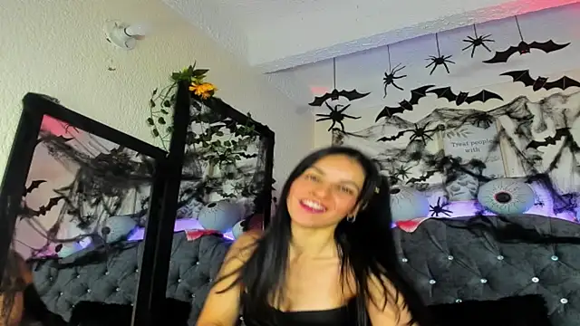 Snapshot of karol_rose chatting on October 20, 2025, 7:14 pm karol rose online show from October 20, 2025, 7:14 pm