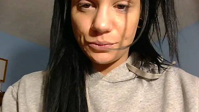 Snapshot of ovmilf chatting on November 10, 2025, 9:03 pm ovmilf online show from November 10, 2025, 9:03 pm