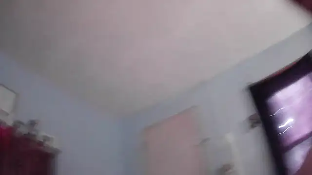 Snapshot of ovmilf chatting on November 24, 2025, 4:40 pm ovmilf online show from November 24, 2025, 4:40 pm