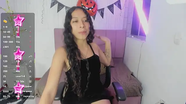 Snapshot of anna_moon11 chatting on October 18, 2025, 4:59 am anna moon11 online show from October 18, 2025, 4:59 am