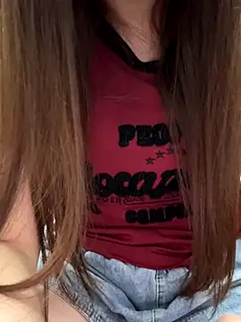 Snapshot of PhuongNhi21 chatting on October 17, 2025, 3:14 pm PhuongNhi21 online show from October 17, 2025, 3:14 pm