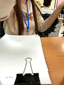 Snapshot of PhuongNhi21 chatting on December 5, 2025, 1:58 am PhuongNhi21 online show from December 5, 2025, 1:58 am