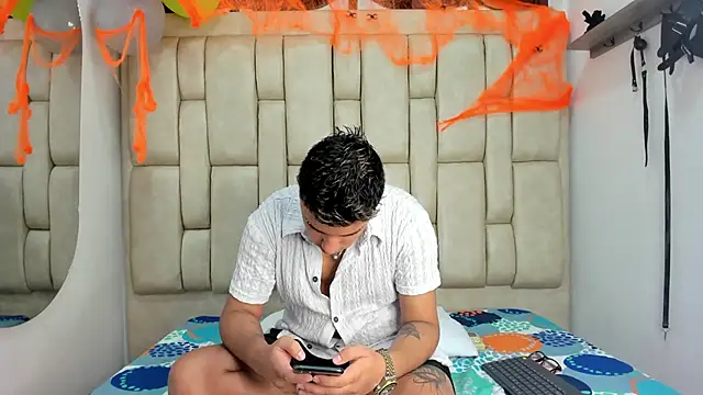 DavilANDkevin2 online show from November 2, 2025, 2:36 am