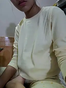 Snapshot of single-mom2x chatting on November 4, 2025, 12:26 pm single-mom2x online show from November 4, 2025, 12:26 pm