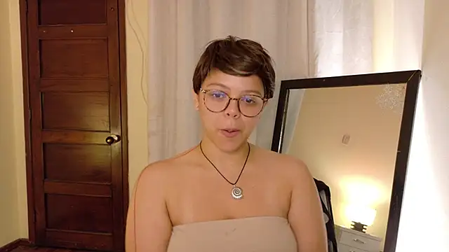 Snapshot of Amanda_sweet chatting on March 22, 2025, 6:14 pm Amanda sweet online show from March 22, 2025, 6:14 pm