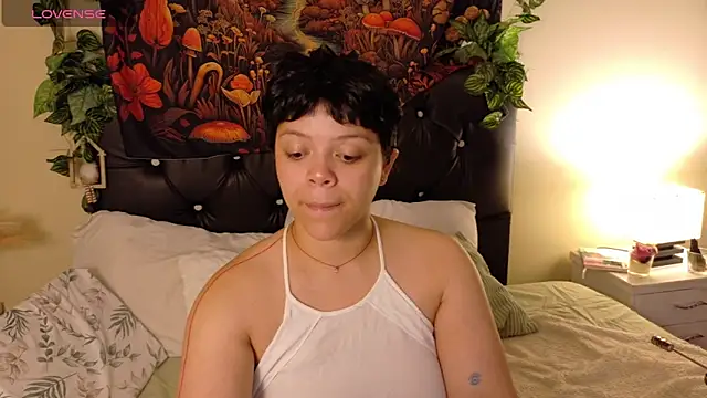 Snapshot of Amanda_sweet chatting on September 27, 2025, 12:48 am Amanda sweet online show from September 27, 2025, 12:48 am