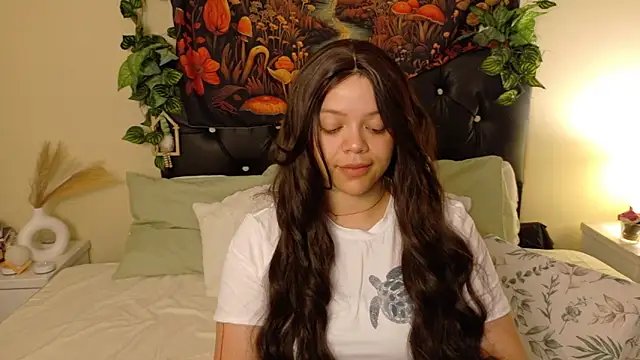 Snapshot of Amanda_sweet chatting on October 21, 2025, 1:34 pm Amanda sweet online show from October 21, 2025, 1:34 pm