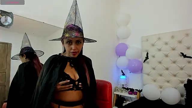 Snapshot of valeriasweet_ chatting on October 12, 2025, 1:54 pm valeriasweet online show from October 12, 2025, 1:54 pm