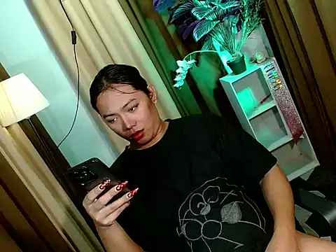 Snapshot of bigfattycocksonya27 chatting on November 16, 2025, 1:17 pm bigfattycocksonya27 online show from November 16, 2025, 1:17 pm