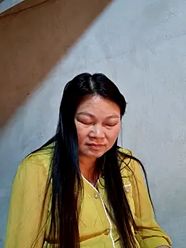 Snapshot of yoowwmr chatting on October 27, 2025, 1:26 pm yoowwmr online show from October 27, 2025, 1:26 pm