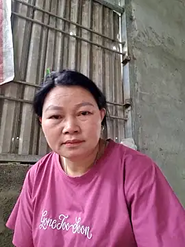 Snapshot of yoowwmr chatting on November 6, 2025, 3:51 am yoowwmr online show from November 6, 2025, 3:51 am