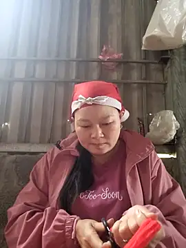 Snapshot of yoowwmr chatting on November 13, 2025, 1:59 am yoowwmr online show from November 13, 2025, 1:59 am