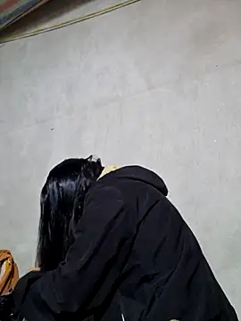 Snapshot of yoowwmr chatting on November 20, 2025, 11:48 pm yoowwmr online show from November 20, 2025, 11:48 pm