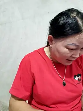 Snapshot of yoowwmr chatting on November 22, 2025, 12:53 am yoowwmr online show from November 22, 2025, 12:53 am