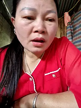 Snapshot of yoowwmr chatting on December 2, 2025, 3:01 am yoowwmr online show from December 2, 2025, 3:01 am