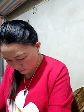 Snapshot of yoowwmr chatting on December 4, 2025, 11:52 am yoowwmr online show from December 4, 2025, 11:52 am