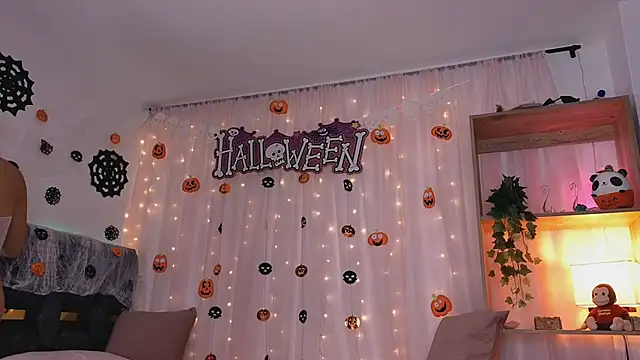 Snapshot of anitaglow chatting on October 20, 2025, 9:59 pm anitaglow online show from October 20, 2025, 9:59 pm