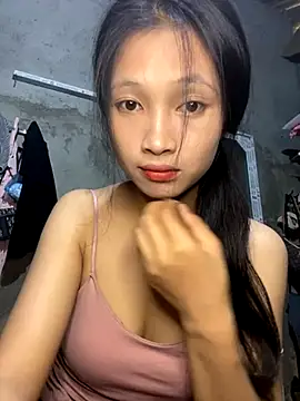 Snapshot of vyvy777 chatting on September 25, 2025, 12:36 am vyvy777 online show from September 25, 2025, 12:36 am