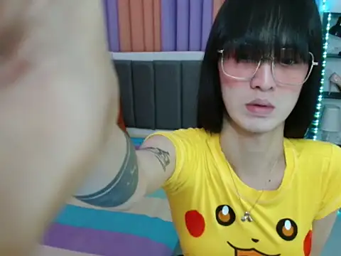 XxTsUncutAskaxX online show from October 14, 2025, 5:36 pm