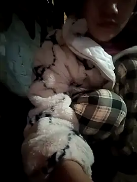 Zhan99999 online show from November 25, 2025, 4:45 am