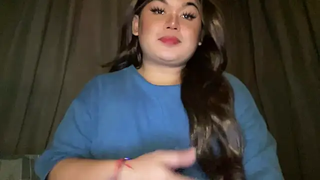 Snapshot of RedHead_Thalia chatting on October 16, 2025, 4:08 pm RedHead Thalia online show from October 16, 2025, 4:08 pm