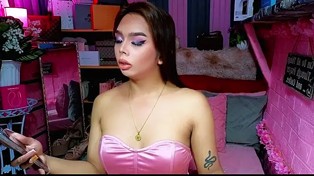 MoniqueCeleste online show from November 16, 2025, 4:12 pm