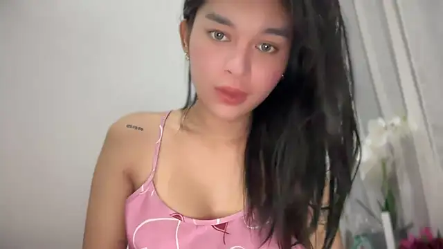 Snapshot of asiansmilexx chatting on September 29, 2025, 5:01 am asiansmilexx online show from September 29, 2025, 5:01 am