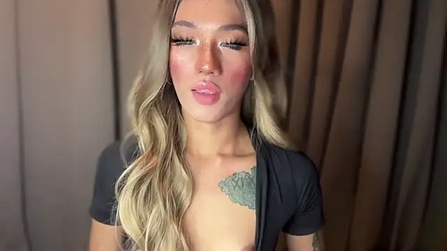 Lust-sluttymira online show from October 11, 2025, 4:44 am