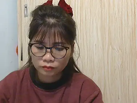 Ori299 online show from November 28, 2025, 9:45 am