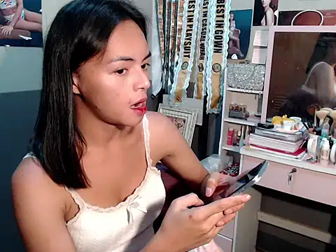 Snapshot of miya_khali chatting on November 14, 2025, 8:24 am miya khali online show from November 14, 2025, 8:24 am